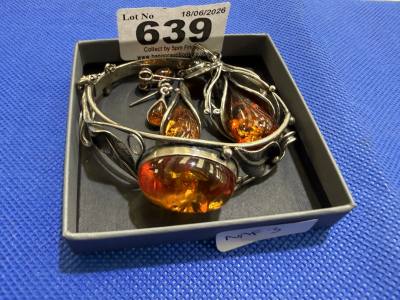 LOT OF SILVER + AMBER JEWELLERY
