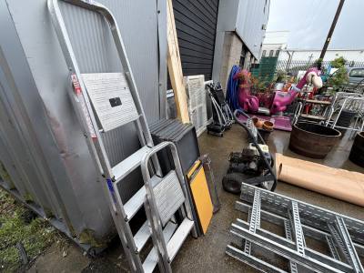2 X METAL STEP  LADDERS