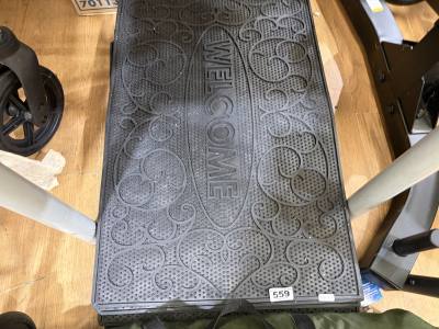 LOT OF CAR MATS