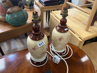 PAIR OF FLORAL TABLE LAMPS