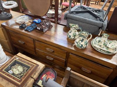 SIDEBOARD