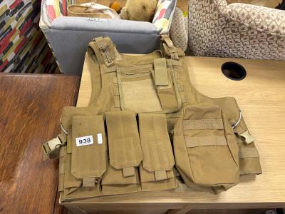 MILITARY COMBAT VEST