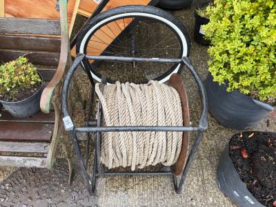 LENGTH OF ROPE + REEL