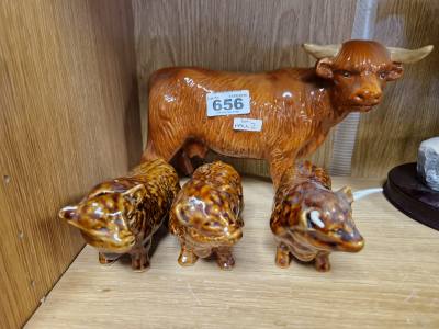 LOT OF CHINA BULL FIGURES
