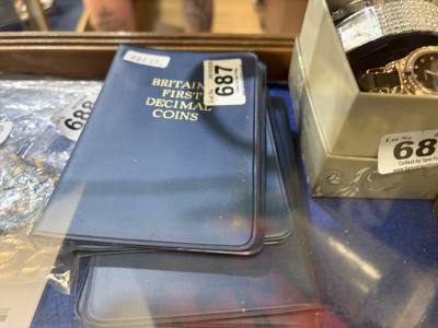 7 X DECIMAL COIN WALLETS