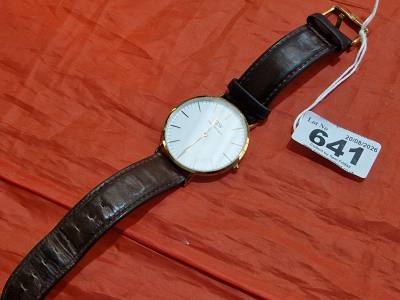 DANIEL WELLINGTON WATCH