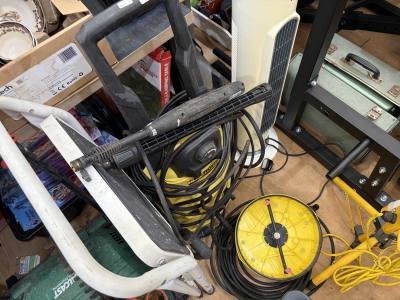 KARCHER POWER WASHER