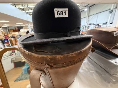 VINTAGE CASED HAT