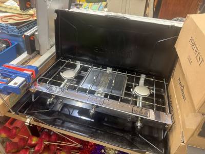 CAMPING STOVE