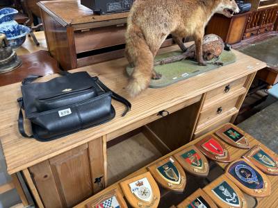 PINE DRESSING TABLE