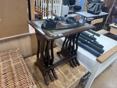 LEATHER TOP TABLE NEST