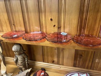 SET OF CRANBERRY PLATES