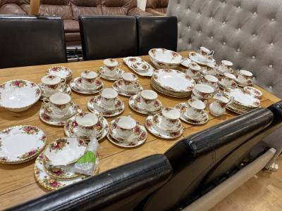 LOT OF ROYAL ALBERT COUNTRY ROSE