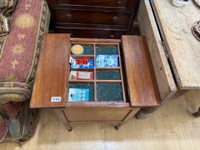 VINTAGE WOODEN SEWING BOX
