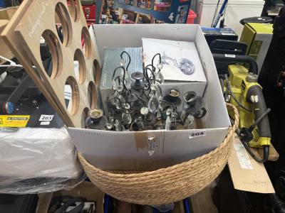 BOX LOT + BASKET
