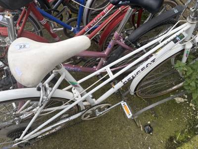 LADIES PEUGEOT BIKE