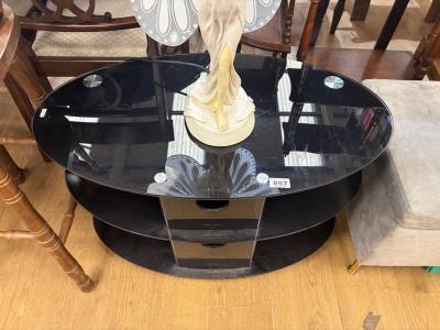 GLASS TV STAND