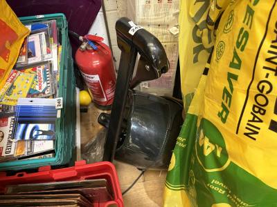 HAIRDRESSERS DRYER