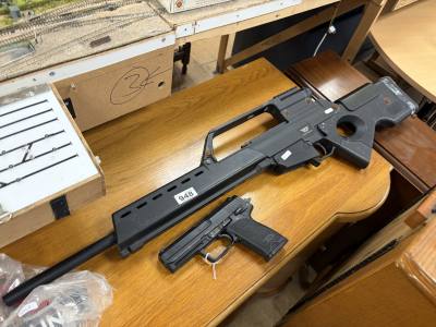 AIRSOFT GUN + AIRSOFT PISTOL