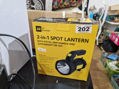 2 IN 1 SPOT LANTERN