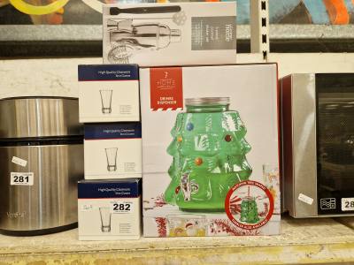 LOT OF DRINK ACCESSORIES