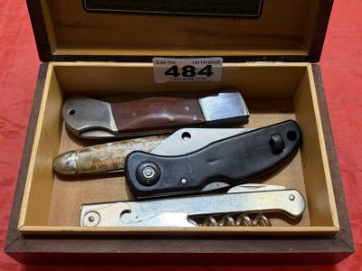 BOX OF PEN KNIVES