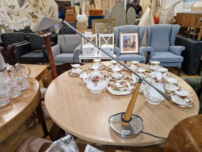 MID-CENTURY ANGLE LAMP