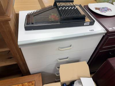 LAMINATE DRAWER CHEST