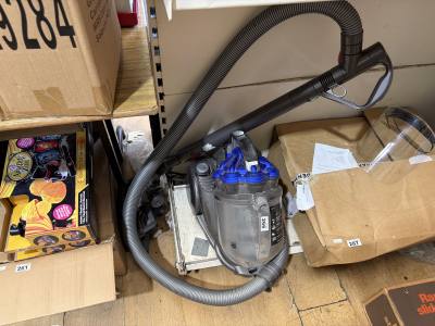DYSON VACUUM