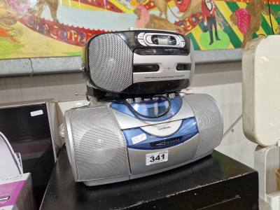 2 X RADIOS