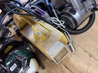 KARCHER POWER WASHER