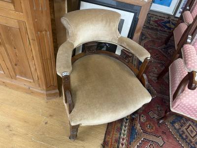 EDWARDIAN TUB CHAIR