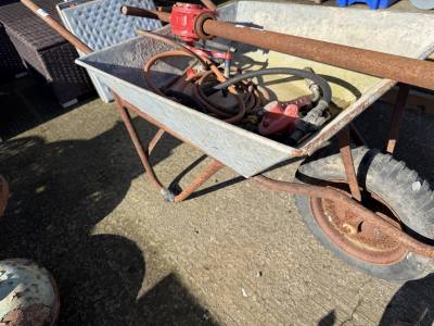 WHEELBARROW