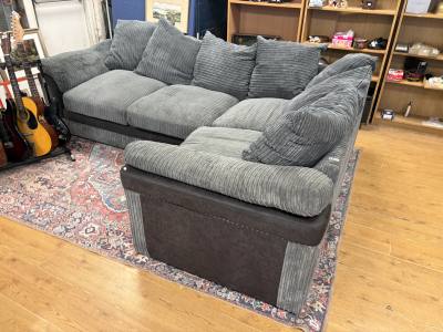 FABRIC CORNER SUITE