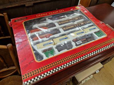 MOTOR MANIC TRAIN SET
