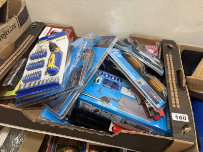 BOX OF END OF LINE CAR ACCESSORIES