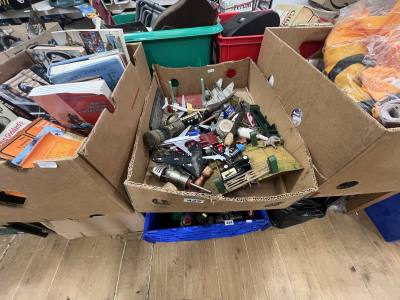 BOX LOT