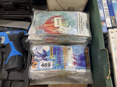 LOT OF FISHING FEATHERS