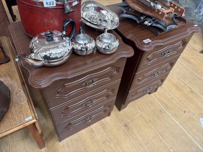 PAIR OF BEDSIDE CABINETS
