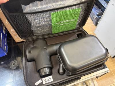 2 X NEW MASSAGE GUNS