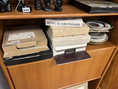 LOT OF PICTURE PLATES