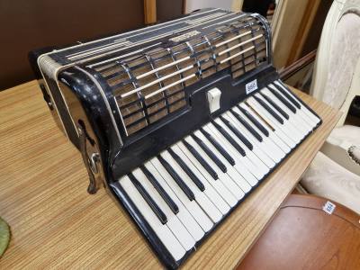 ACCORDION