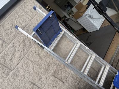 SET OF LADDERS