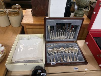 CANTEEN CUTLERY + BELLEEK DISH