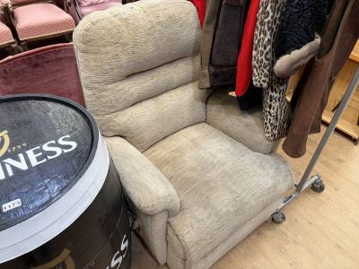 FABRIC RISE + FALL CHAIR