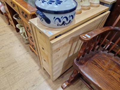 DROP LEAF TABLE WITH STORAGE