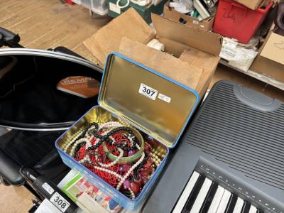 LOT OF CURIOS/DRESS JEWELLERY 