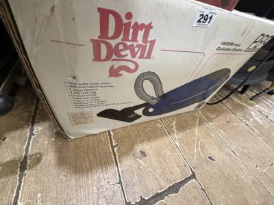 DIRT DEVIL VACUUM