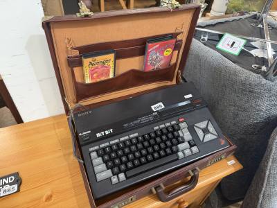 SONY MSX HITBIT CONSOLE + 2 X GAMES