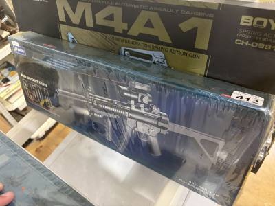 AIRSOFT ASSAULT RIFLE